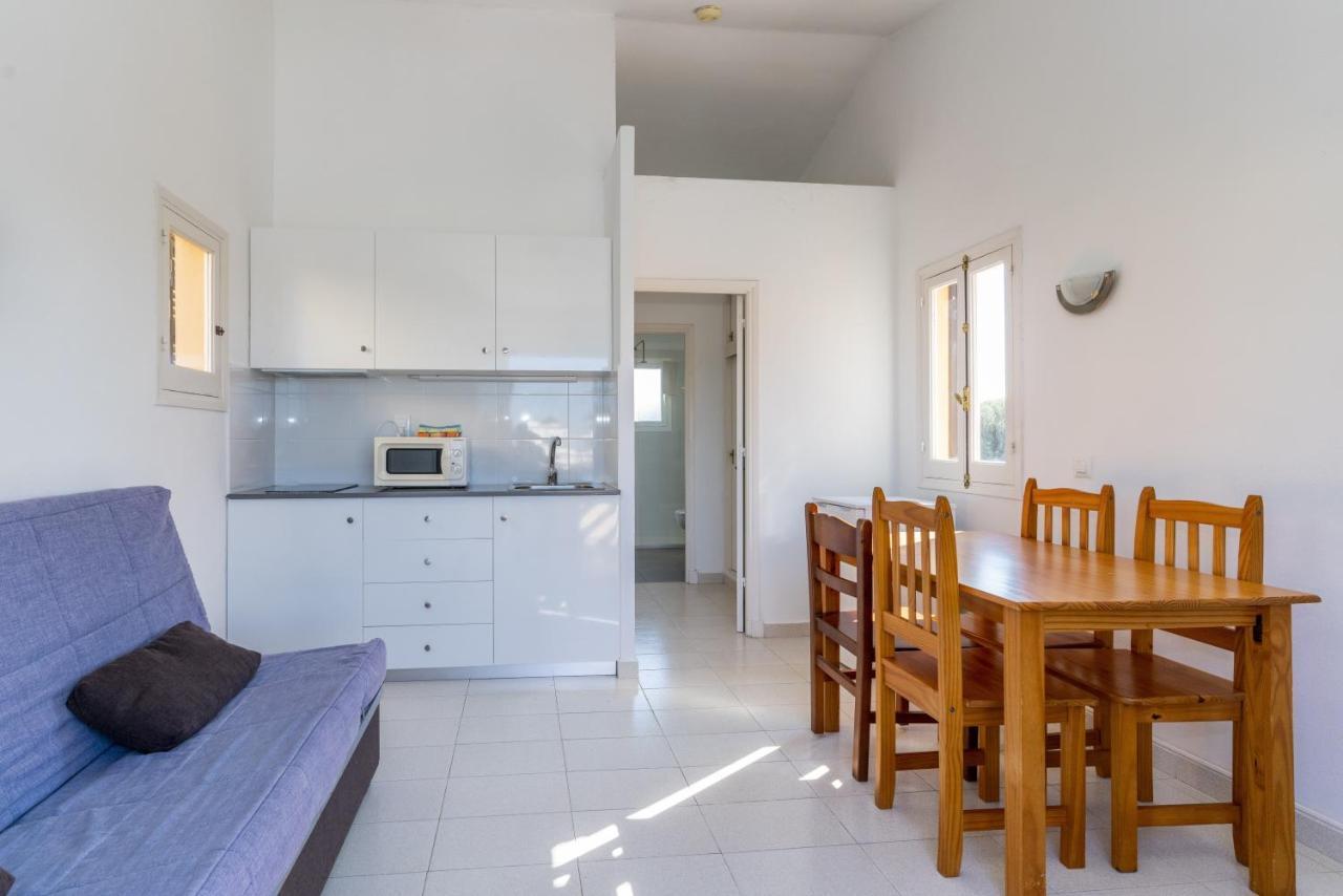 Apartamentos Ses Anneres Cala'N Blanes  Exterior photo