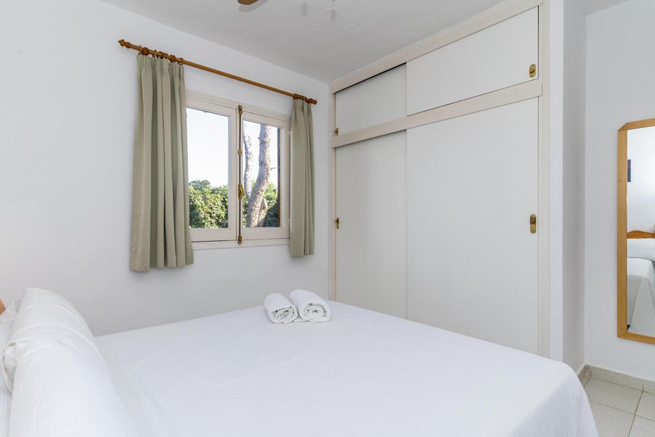 Apartamentos Ses Anneres Cala'N Blanes  Exterior photo